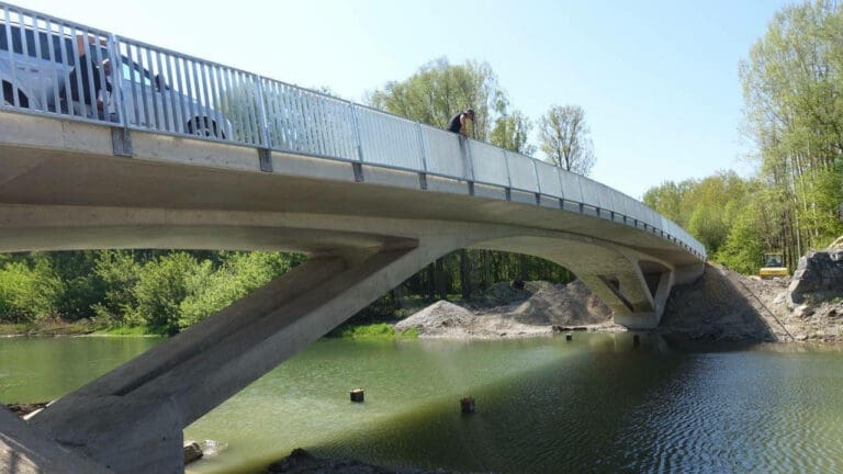 Projekte Neubau Brücke über den Melkfluss